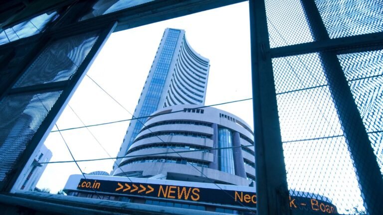 Top Gainers &amp; Losers on Feb 05: IDBI Bank, Redington, Kaynes Tech, MCX, Suzlon Energy, Trident among top losers