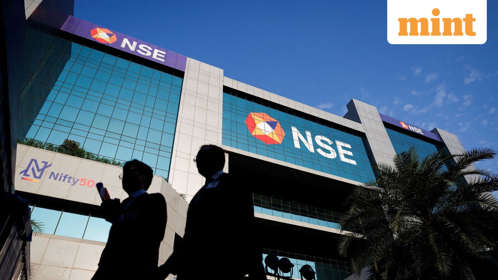 FPI ownership in NSE-listed firms shrinks to 15.5-year low after record $18.9 billion outflow