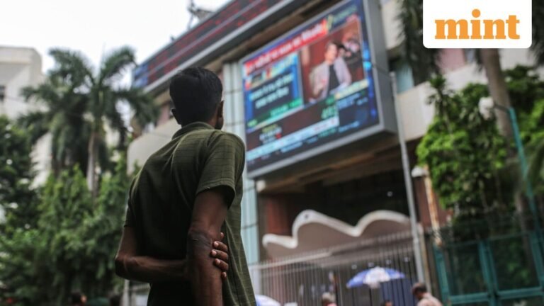 ₹8,100 crore inflows! FPIs turn net buyers in Indian stock market after 3 months on India-US trade deal | Stock Market News