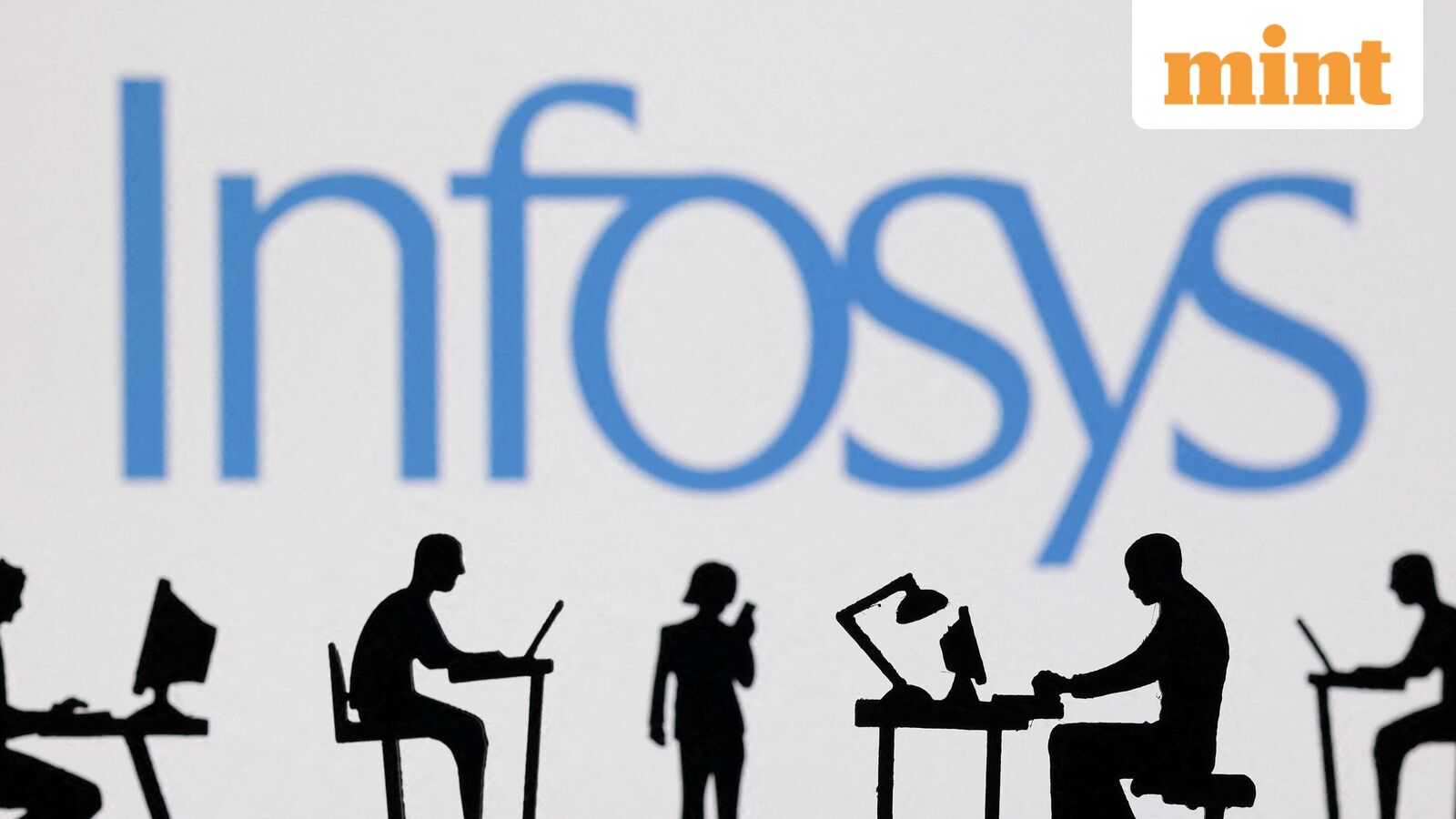 Infosys share price slides 27% from 1-year high. Here’s how much domestic funds have lost
