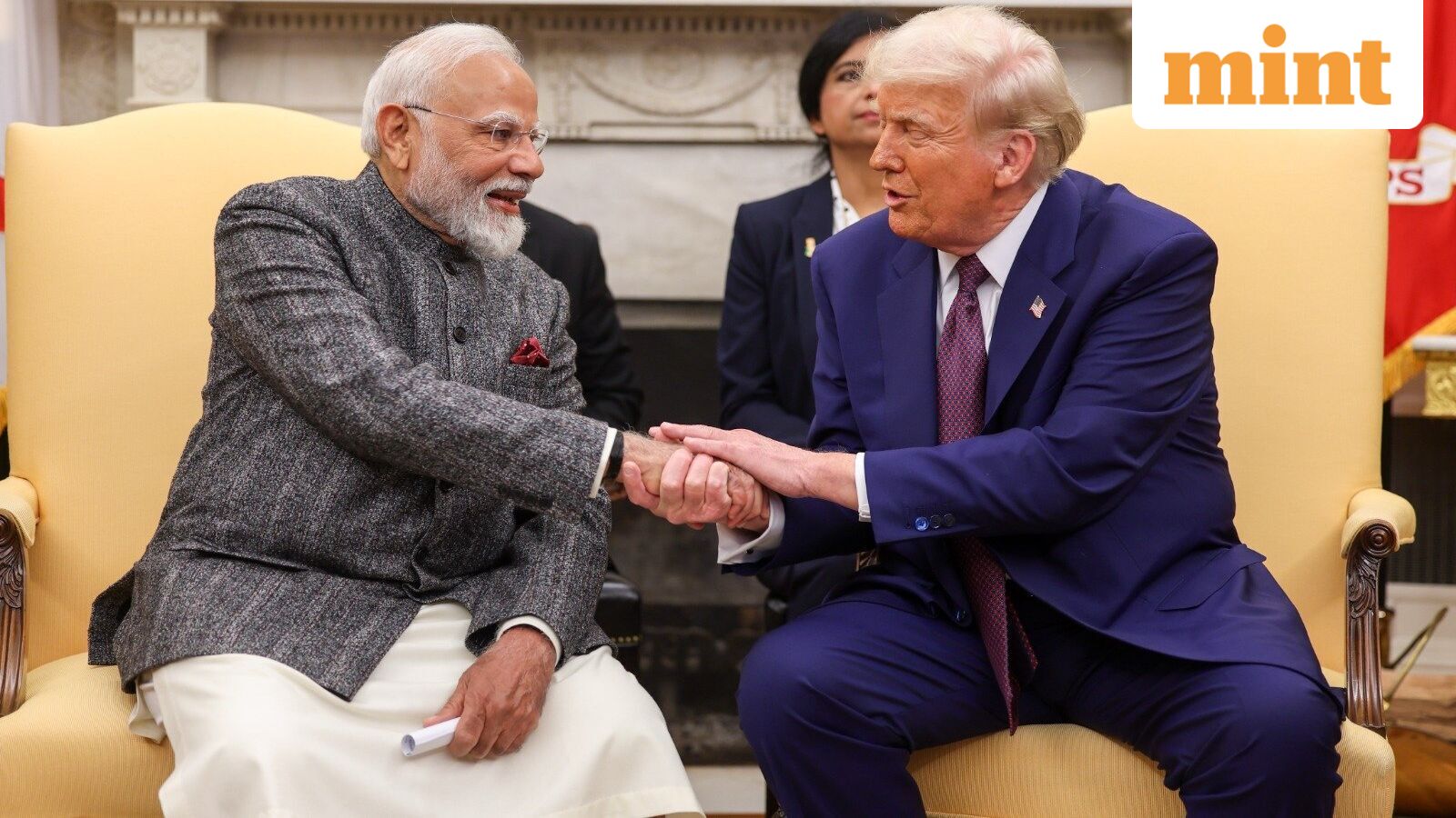 Rekha Jhunjhunwala's net worth rises  ₹858 cr from this portfolio stock after India-US trade deal, LIC earns  ₹406 cr