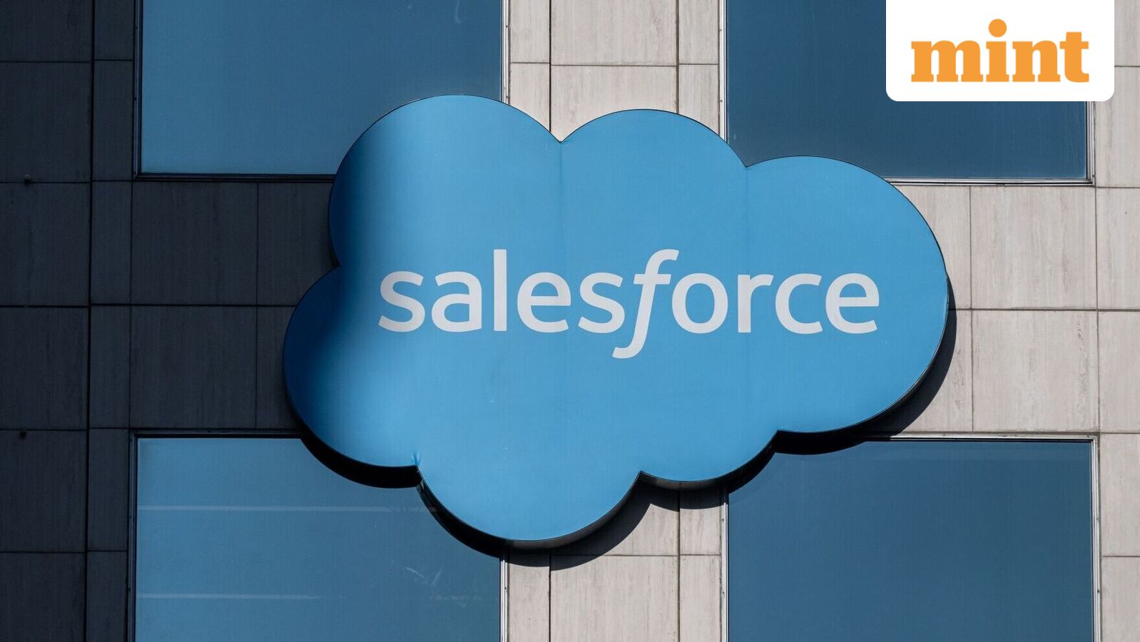 Salesforce shares down 4% in premarket on weak guidance, raising concerns over AI competition