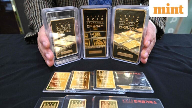 Gold rate crashes over  ₹47,000, silver price plunges by  ₹1.94 lakh from peak on MCX: Why experts still say ‘buy’
