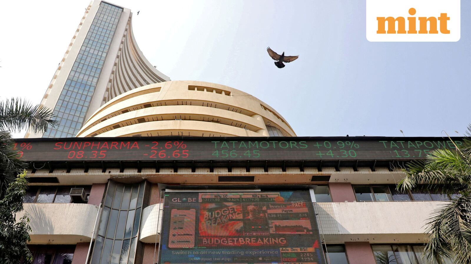 Stock Market Today LIVE: Sensex, Nifty 50 recover from day’s low; PSU Banks, metals rally; IT stocks under pressure | Stock Market News