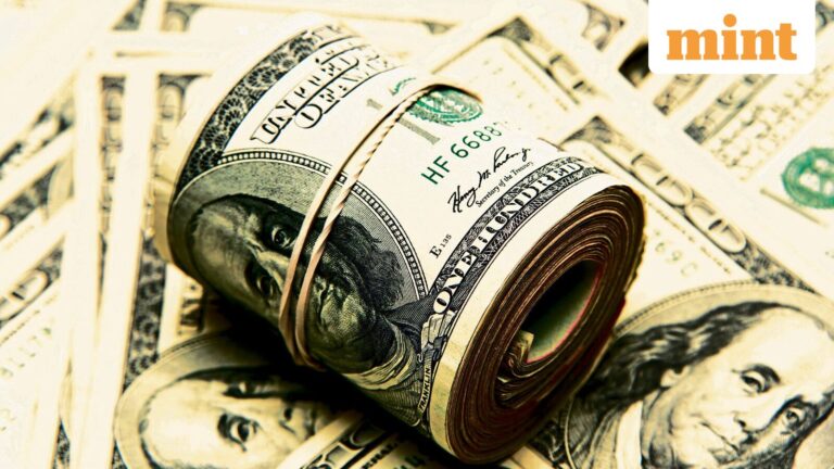 Pakistan’s bonds draw biggest foreign inflows in 19 months at $176 million