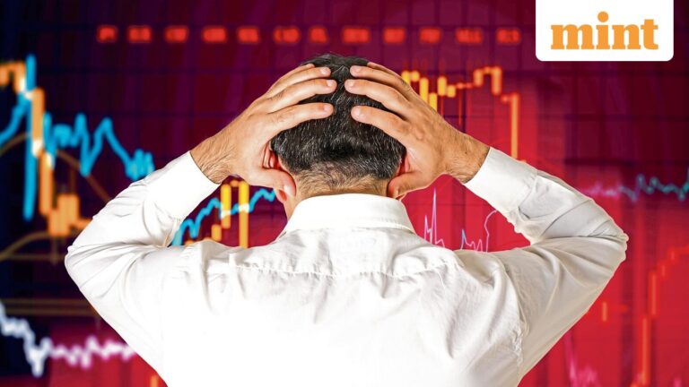 Bloodbath in tech stocks: How market veterans Samir Arora, Vijay Kedia are assessing IT sector weakness | Stock Market News