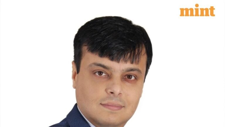 Vinay Rajani of HDFC Sec suggests these 2 stocks to buy in the near-term