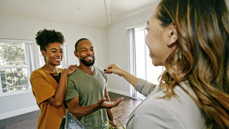 Buying a home amid economic uncertainty? These alternative mortgages can help