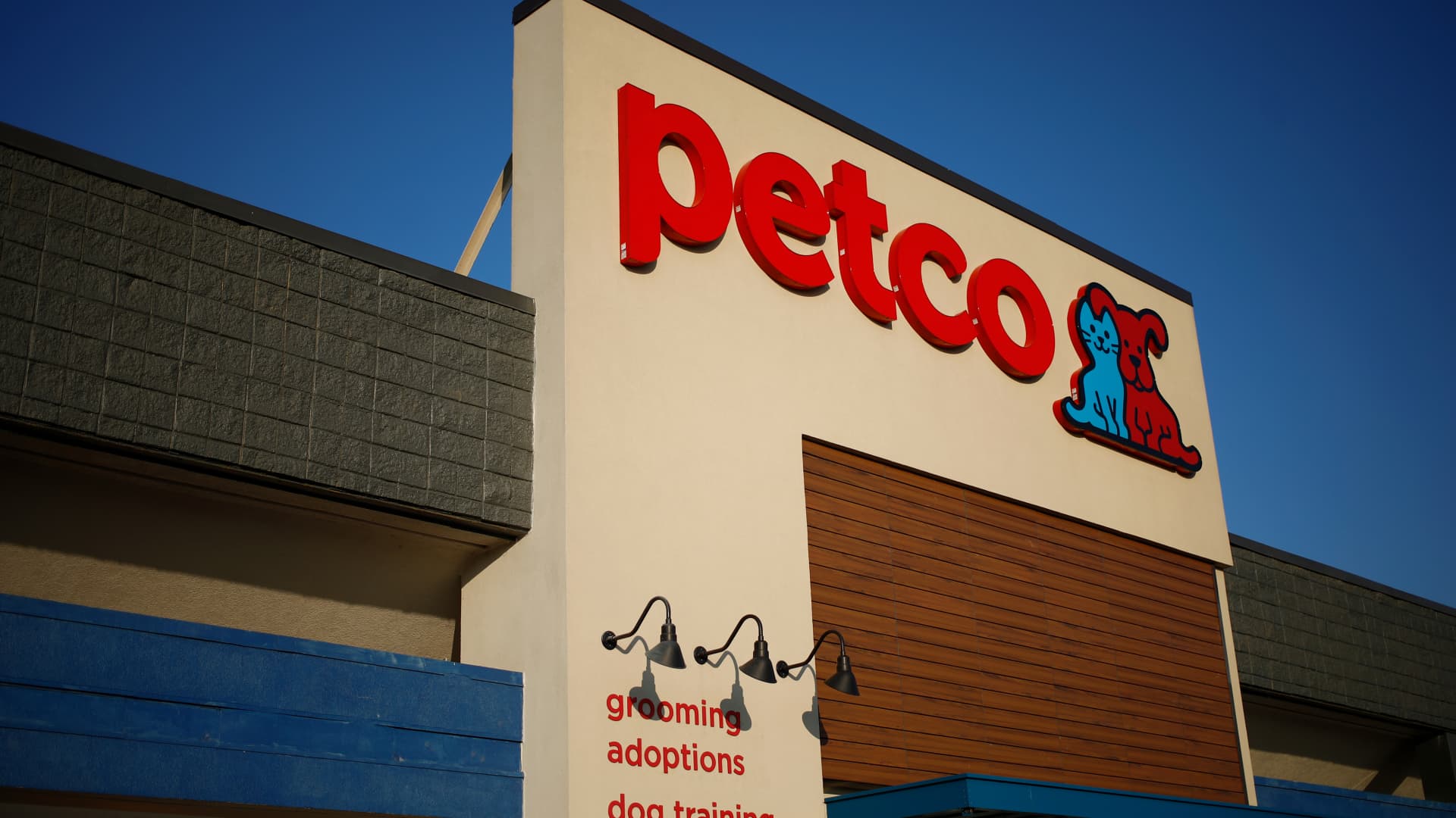 Buy the dip on this pet retailer that's set to double, according to Jefferies