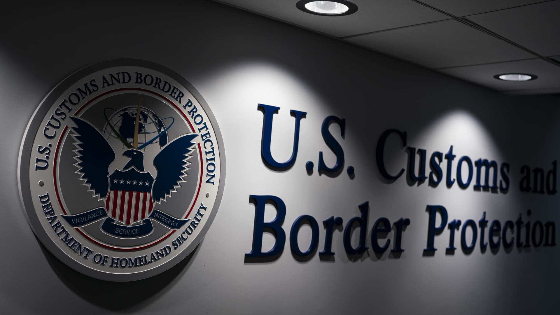 Trump tariffs: Customs and Border Protection tells judge it can't comply with refund order