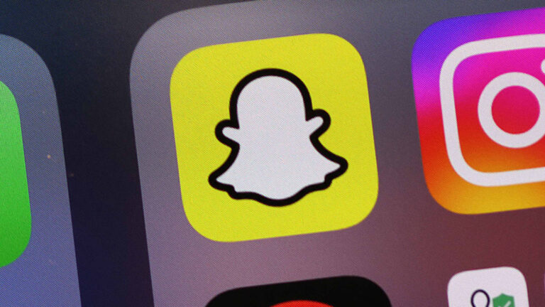 Stocks making the biggest moves midday: Snap, McCormick & Co, Rocket Lab, Apellis, Marvell & more