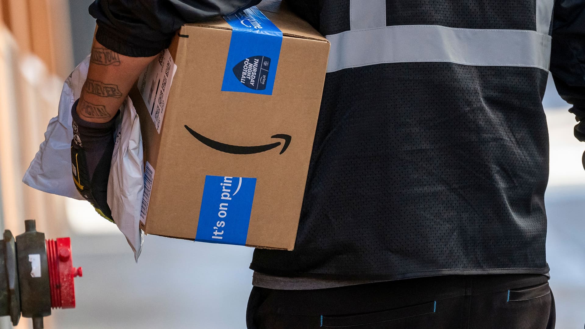 Amazon acquires startup Rivr to test robots for 'doorstep delivery'
