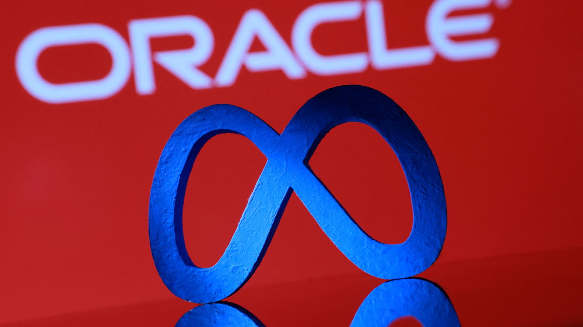 Here are Thursday's biggest analyst calls of the day: Apple, Oracle, CoreWeave, Broadcom, Visa & more