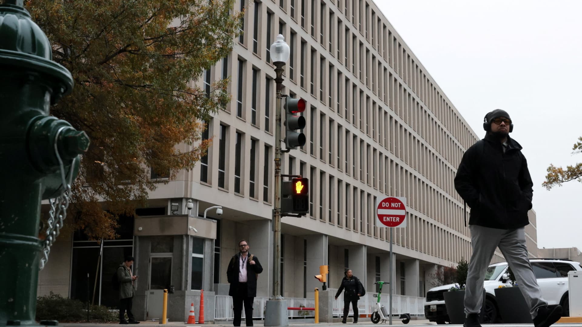 Trump administration tasks Treasury Department with student loan collection. What borrowers need to know