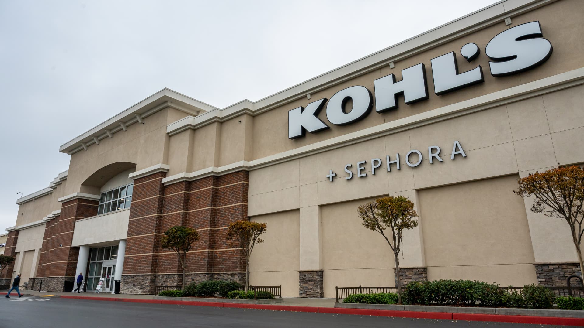 Stocks making the biggest moves premarket: Kohl's, Casey's General Stores, Vertex Pharmaceuticals and more