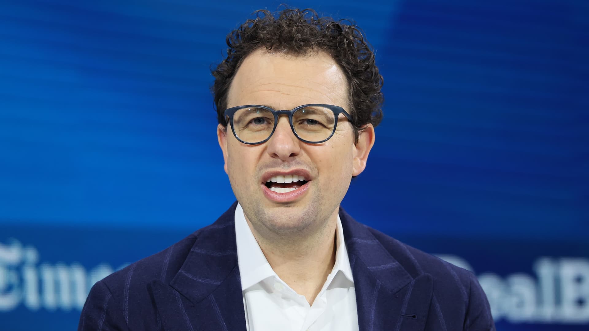 Anthropic 'made a mistake' in Pentagon talks and should 'correct course,' FCC boss says