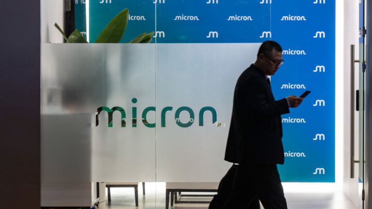 Why memory chip stocks are getting hit hard for the second day in a row