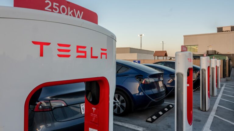 Bank of America upgrades Tesla, calls it the clear leader in autonomous driving