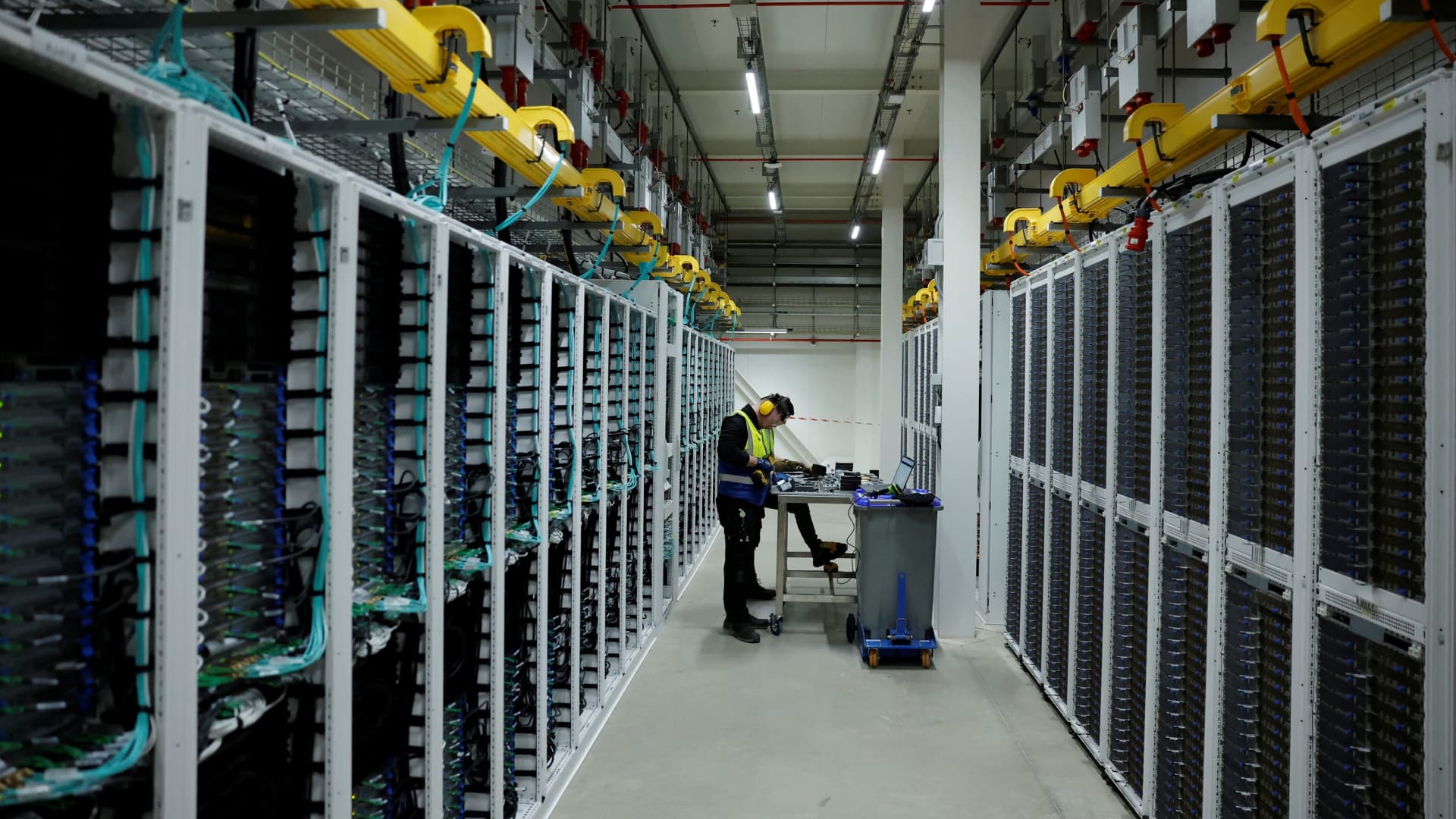 Broadcom CEO's copper commitment tanks Corning shares  — but sellers are mistaken