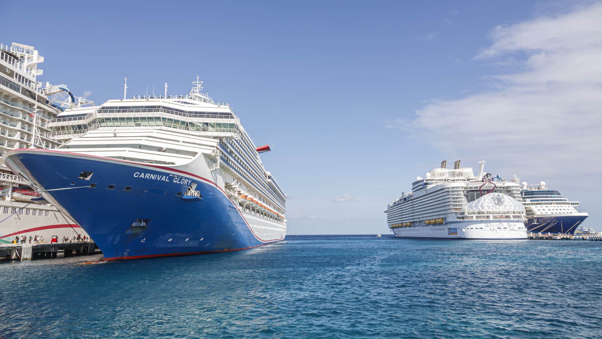 Monday's relief rally in cruise lines may allow for a better exit in a week or two, Katie Stockton says