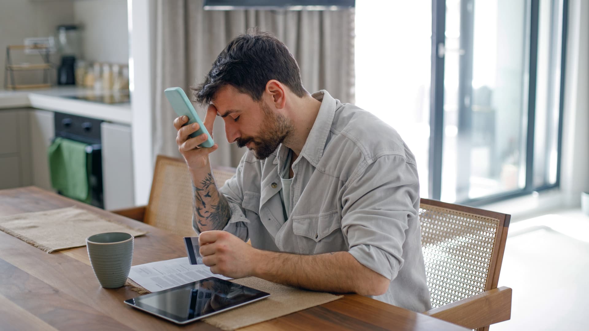 A low credit score could cost you nearly $400 in interest each year. Here's how to fix it