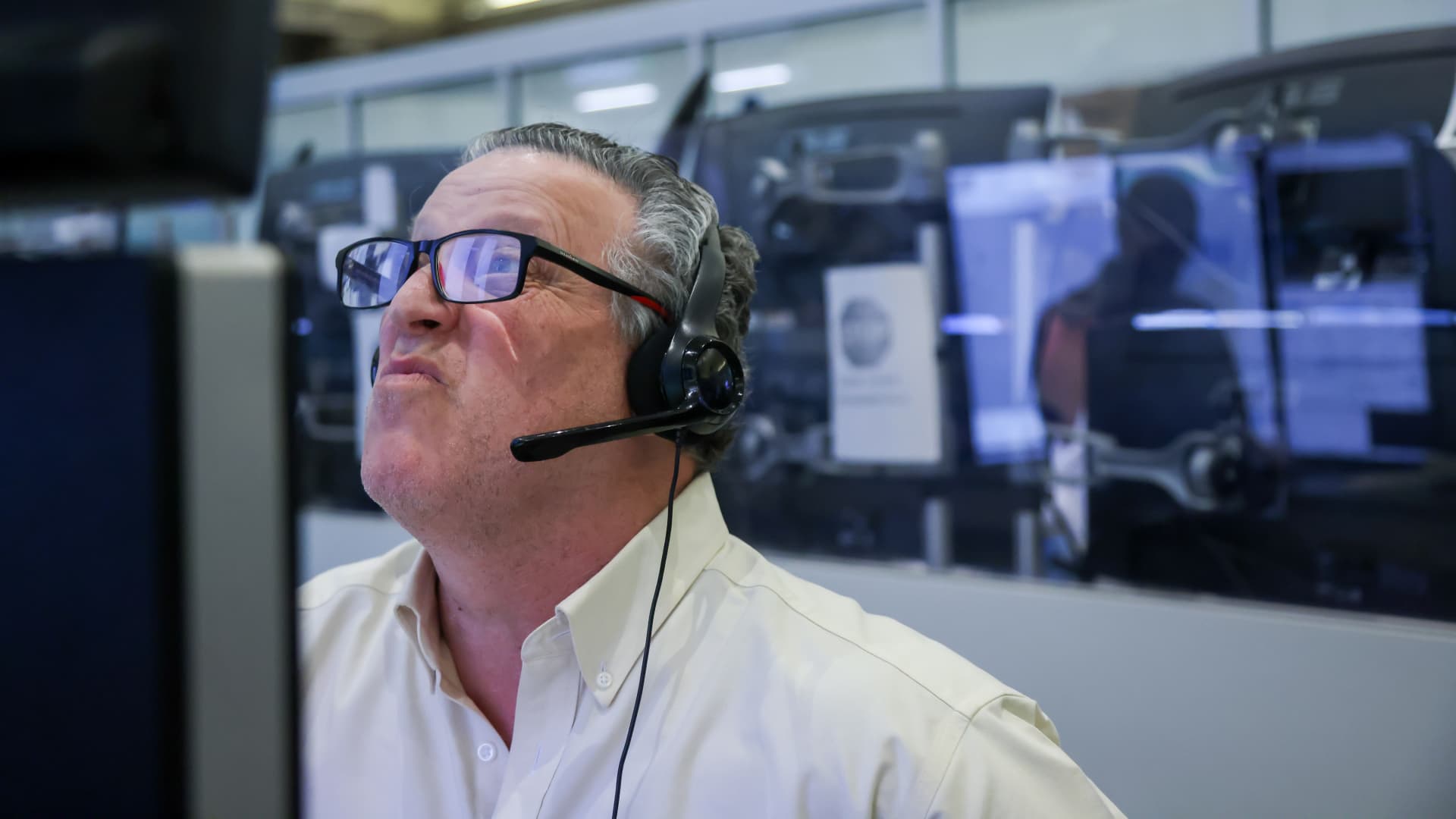 Using options to create an income stream to ride out the market swings as volatility spikes