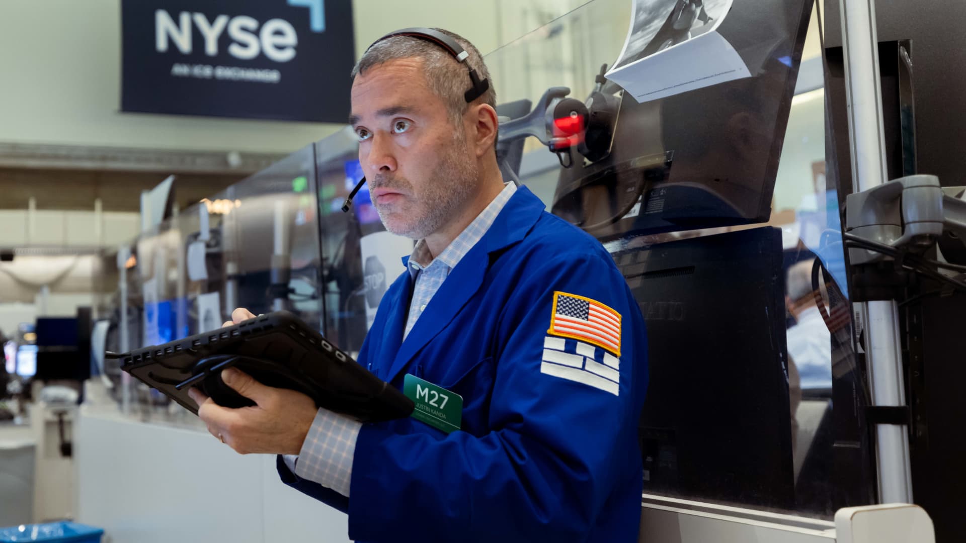 Stock futures slip as traders monitor latest developments in U.S.-Iran war: Live updates