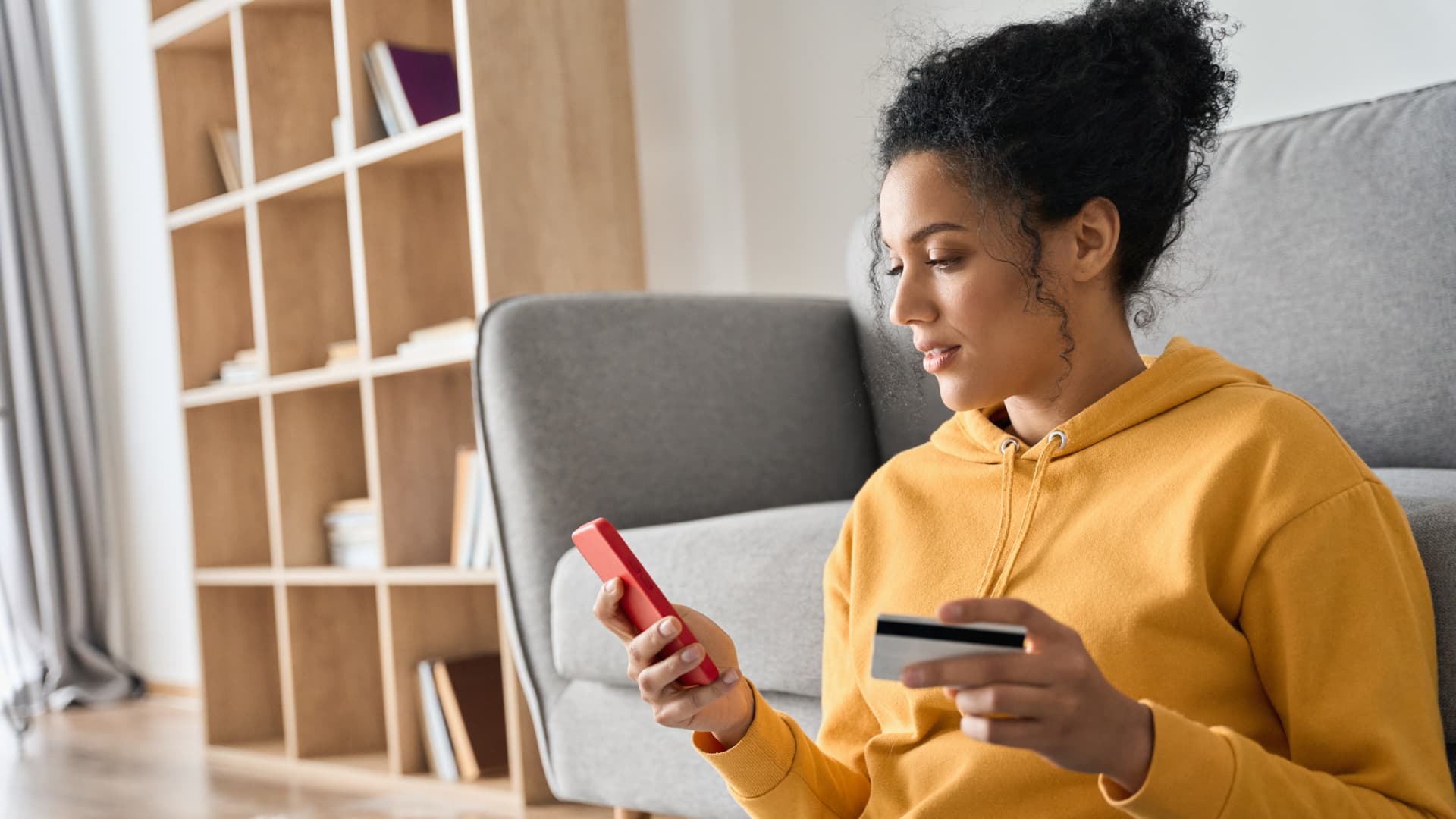 4 credit card mistakes that are costing you in fees — and the cards that fix them