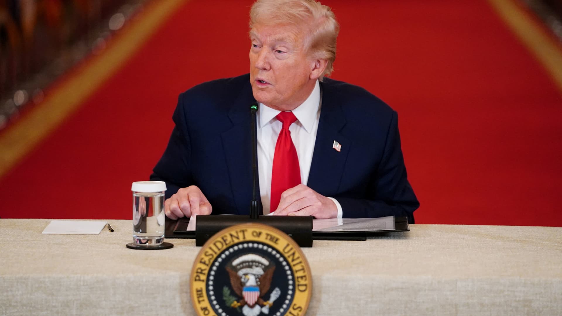 Trump urges Congress to 'fix' college football money mess