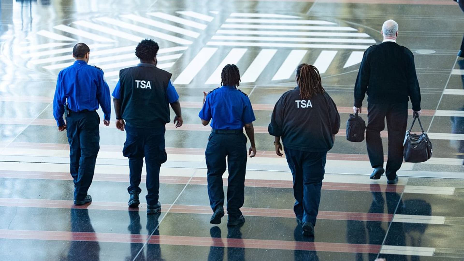 TSA workers set to miss first paycheck of shutdown as Senate bickers over DHS funding