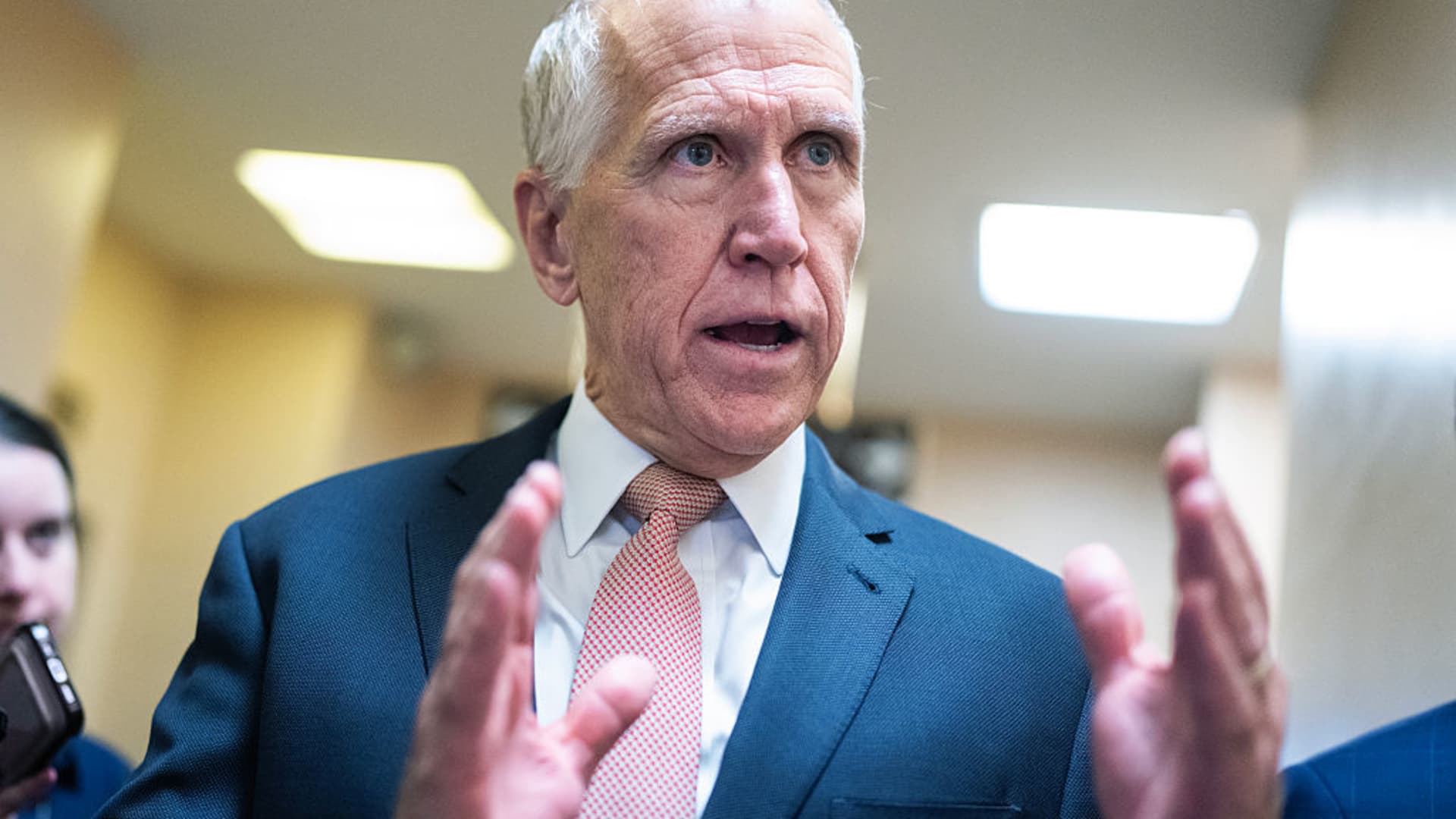 Thom Tillis refuses to budge on blocking Fed chair pick Kevin Warsh confirmation