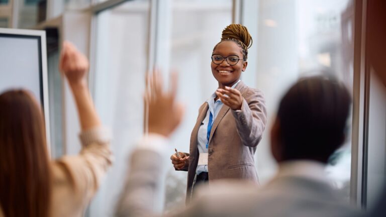 Your guide to leadership training: How to become the boss everyone wants to hire or work for