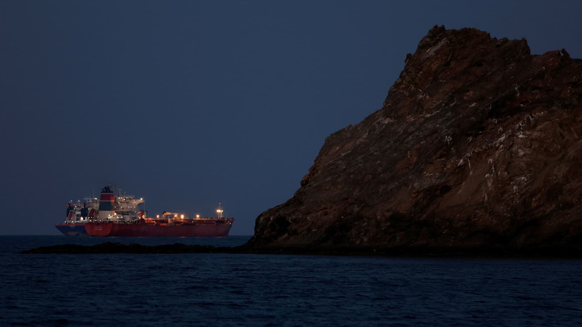 The market won't bottom until investors get more scared. Watch this 'VIX' level