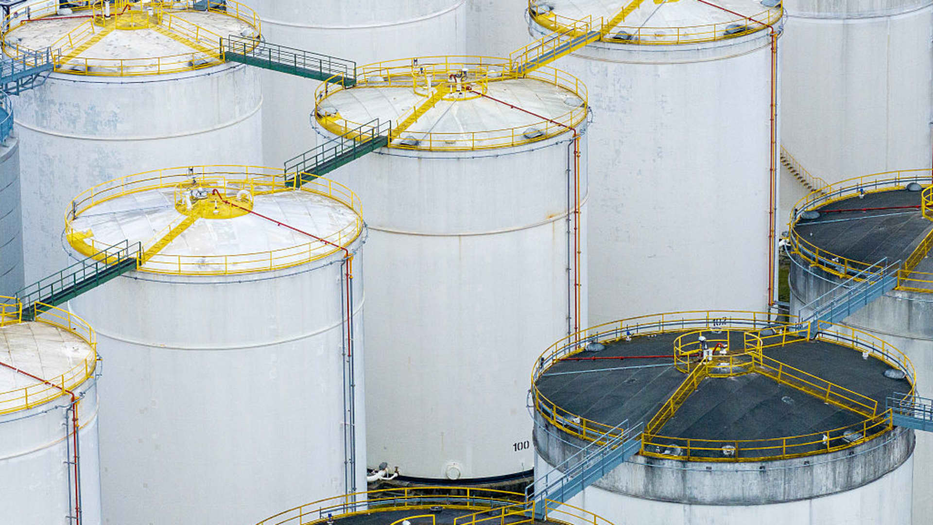 Why traders are getting nervous about Iran's $200 oil warning as the conflict drags on