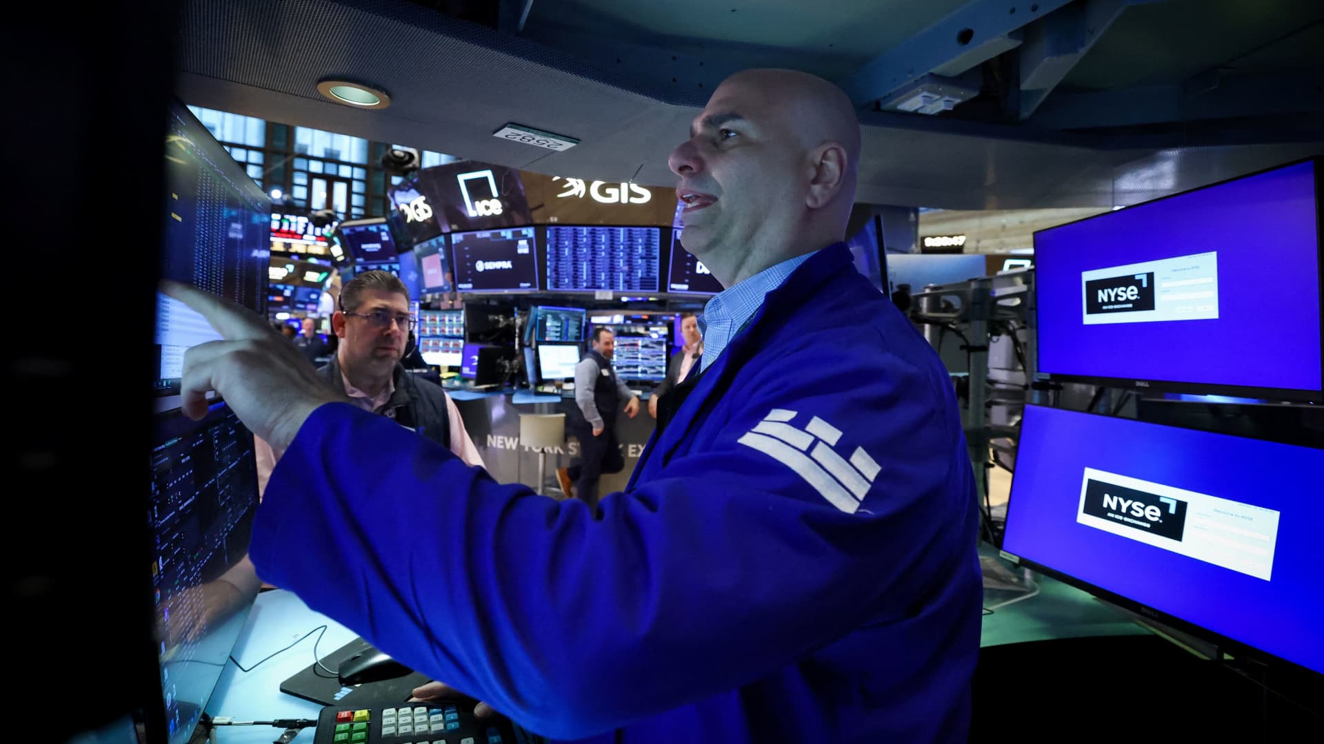 Volume in stock and oil futures surged minutes before Trump’s market-turning post