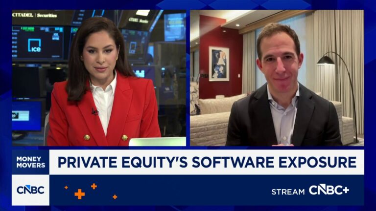 Volatile times create the best investing opportunities, says Apollo's David Sambur