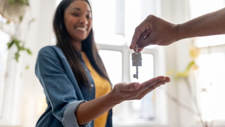 Single women see homeownership as 'a wealth-building tool,' economist says, but buying remains a challenge