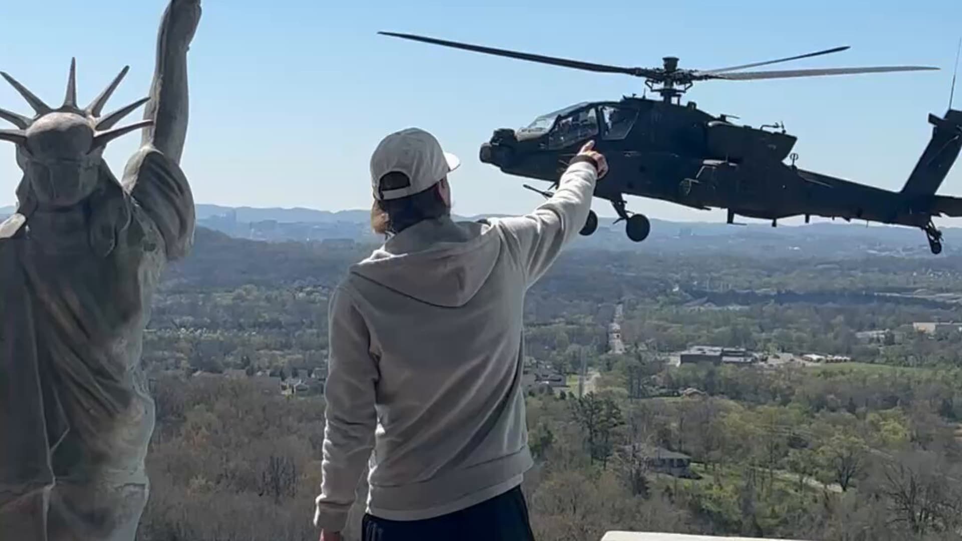 Army investigates helicopter flyby at Kid Rock's Nashville home