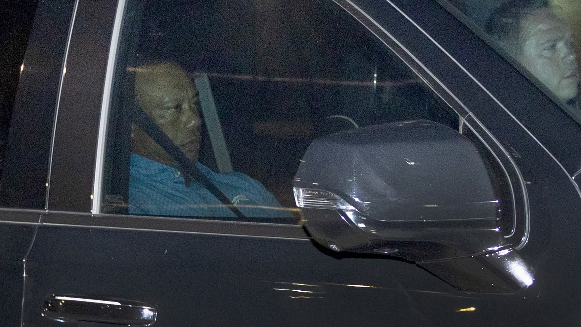 Tiger Woods found with opioids in pocket after DUI rollover crash: Police arrest affidavit