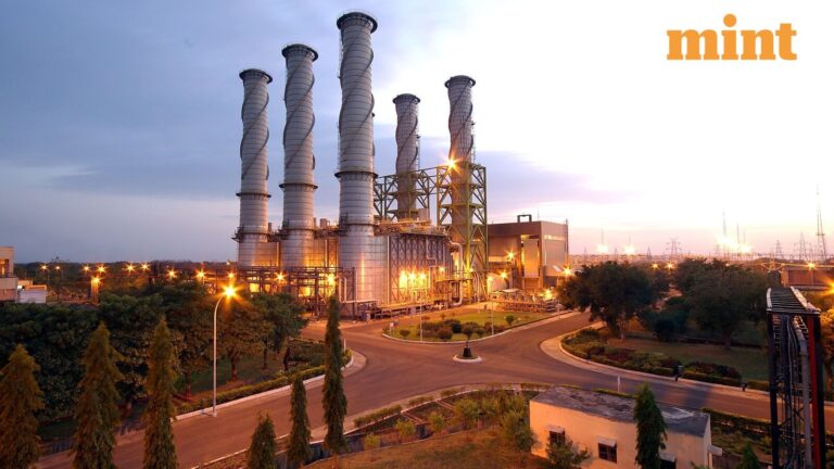 Gujarat Gas share price crashes 7% despite gains in Indian stock market. What's behind the selloff?