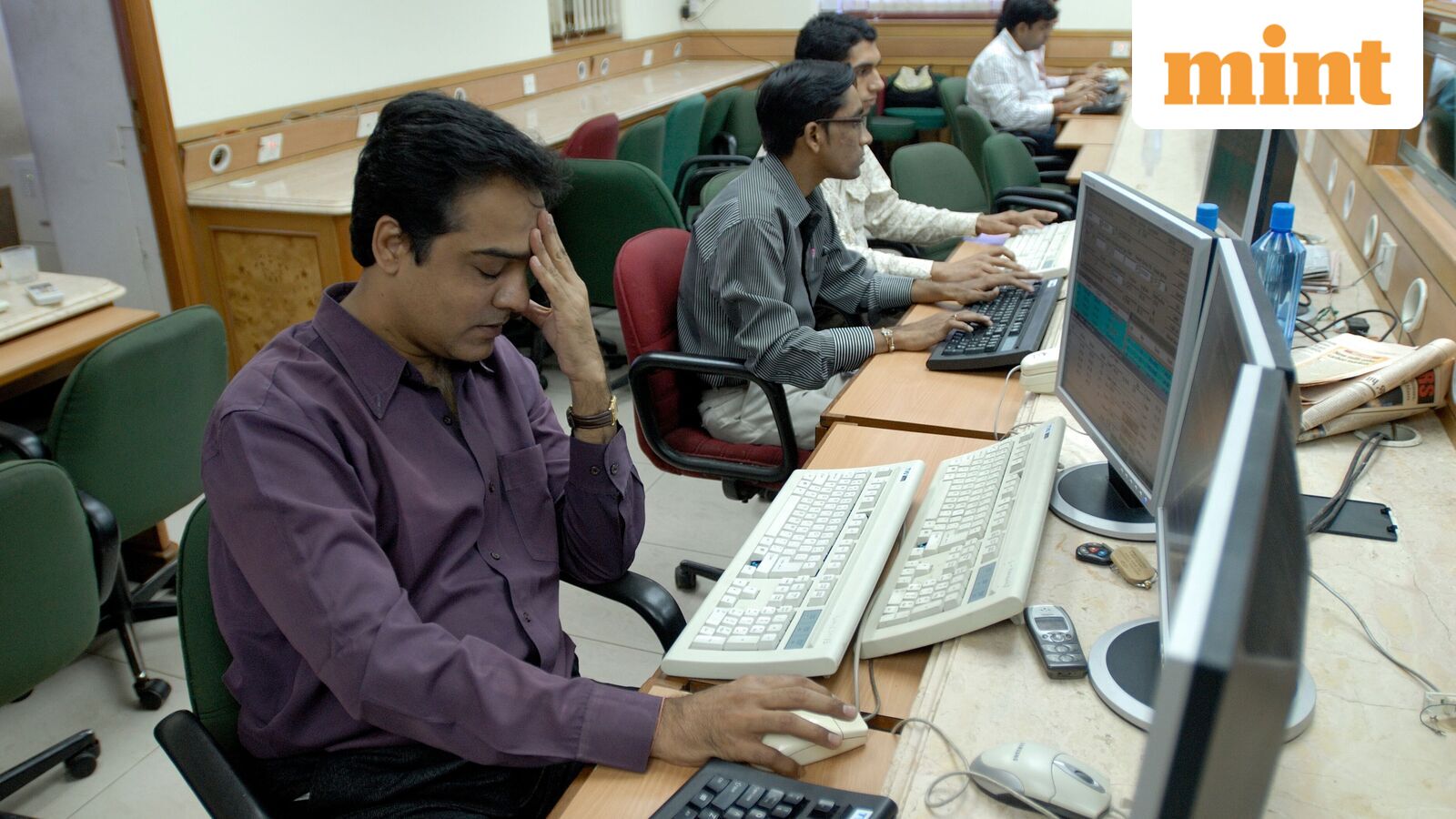 Top Gainers &amp; Losers on Mar 11: Apar Industries, Redington, Axis Bank, Finolex Cables, TVS Motor among top losers