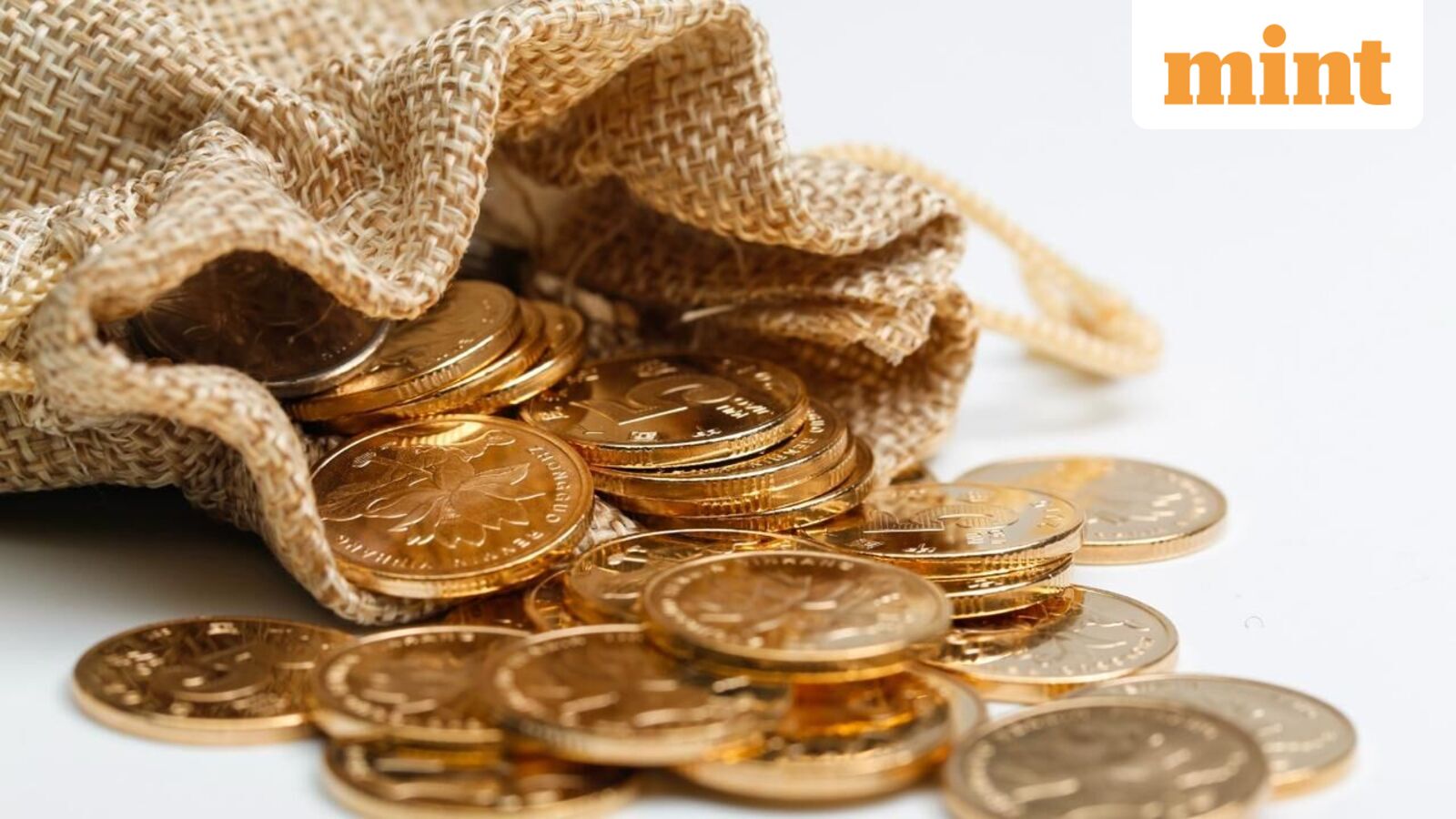 Gold rate today in India is  ₹17,000 away from the record high. Can it climb to a new peak in March 2026?
