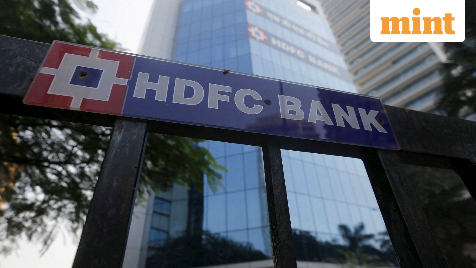 HDFC Bank shares dip 7% in two days. Should you buy after the RBI's nod to the lender's transition arrangement | Stock Market News