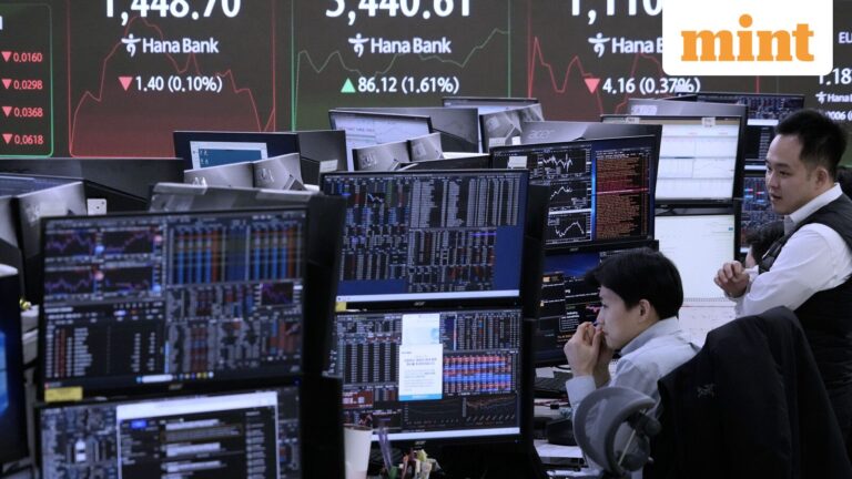 US stock market: Wall Street set to open over 2% lower as Middle East conflict intensifies; SanDisk down 8.5%