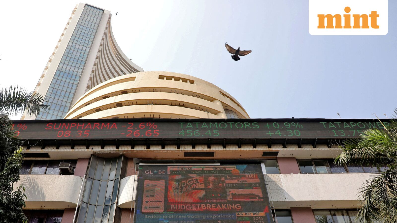 Stock Market Crash Highlights: Sensex slumps 1,122 points, Nifty 50 ends below 24,500