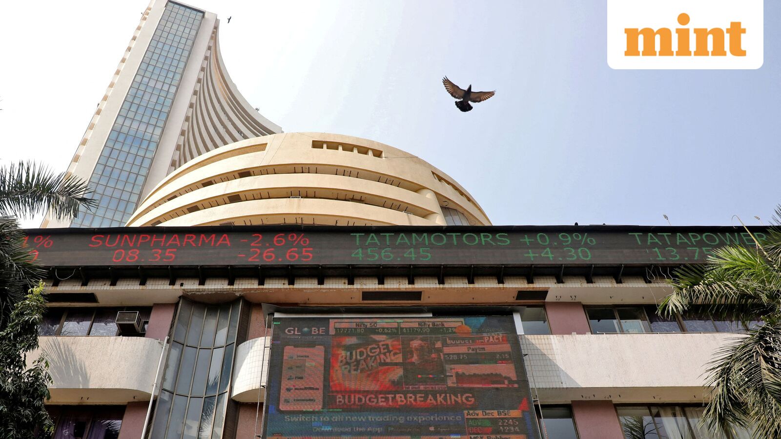 Stock Market Today LIVE: Sensex recovers, up 400 points, Nifty above 23,500; auto, metal stocks gain, IT drags