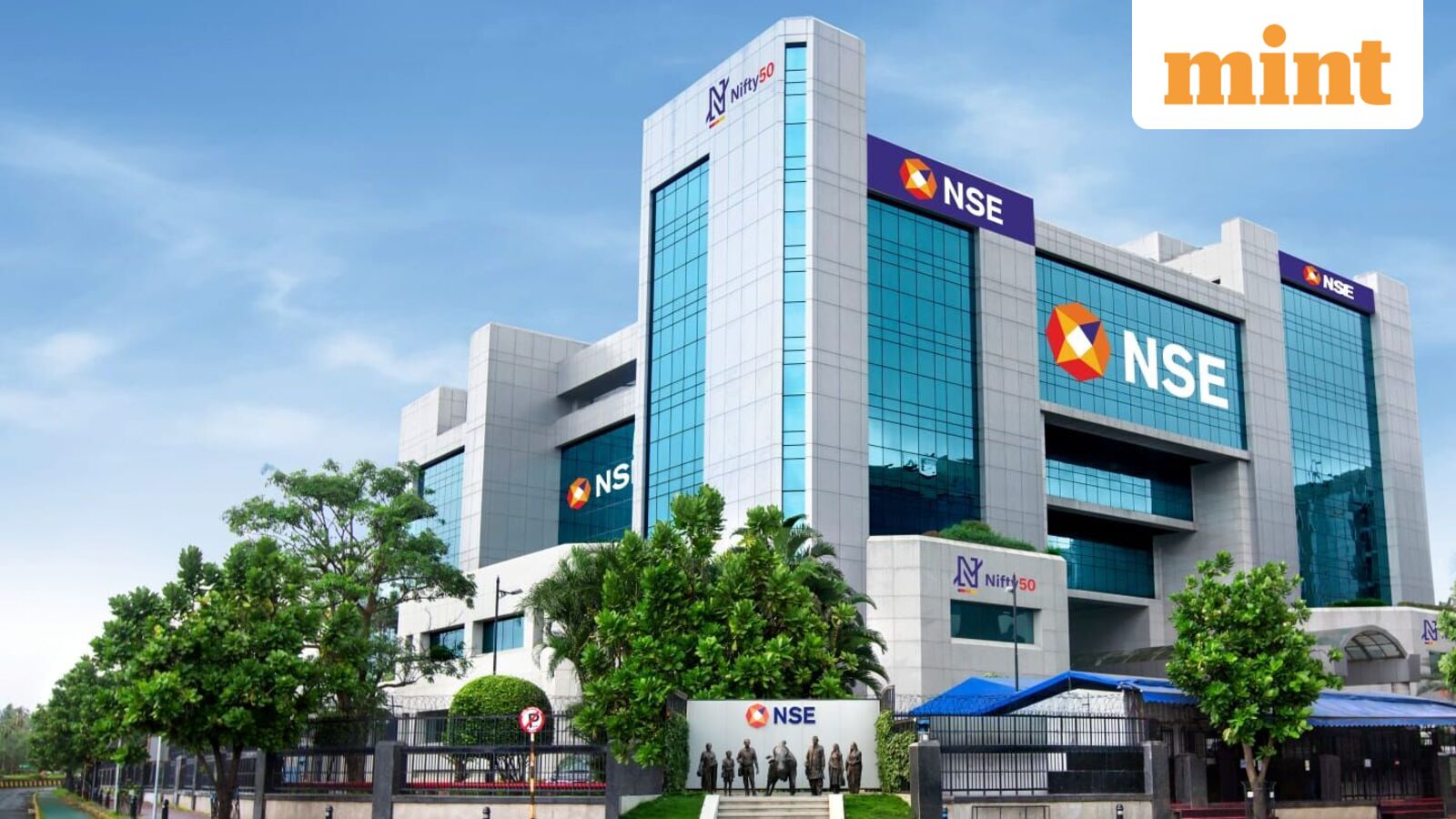 Retail investors flock to weekly options despite regulatory curbs and losses