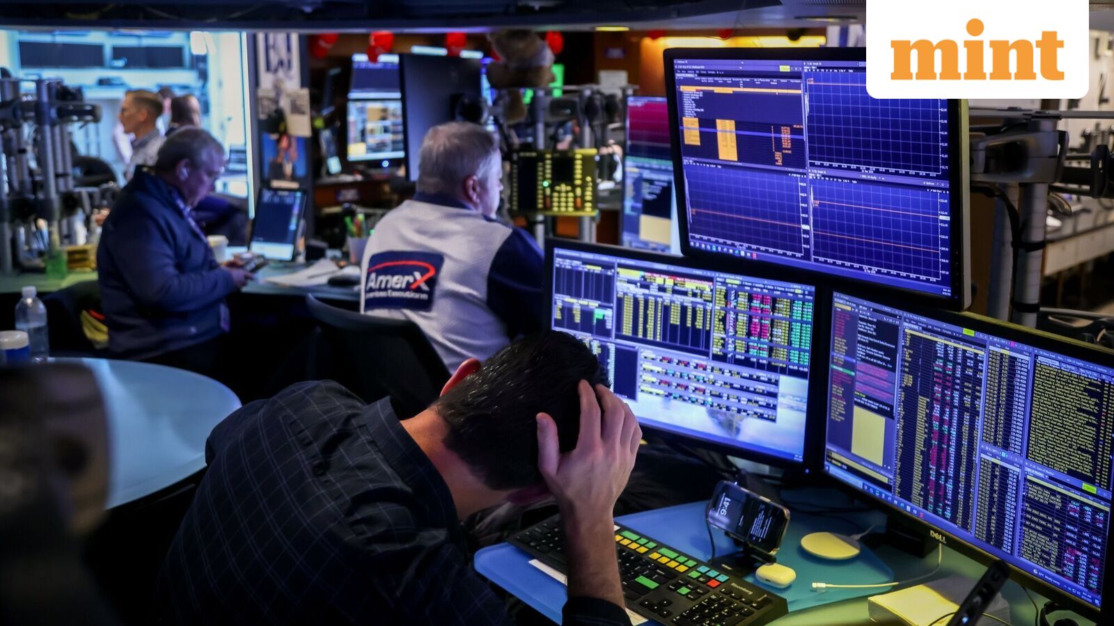 Eerie March for bond bazaar as war shakes top issuers