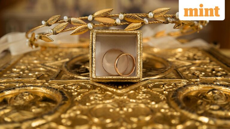 Gold rate today under pressure despite de-escalation in the US-Iran war; here's why