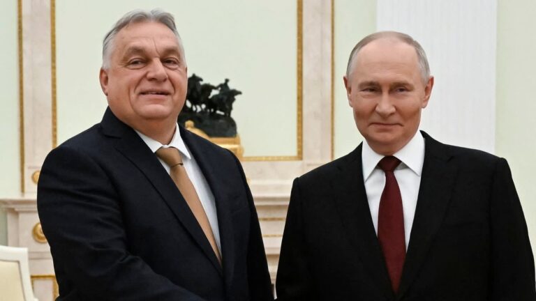 Kremlin backs covert campaign to keep Viktor Orbán in power